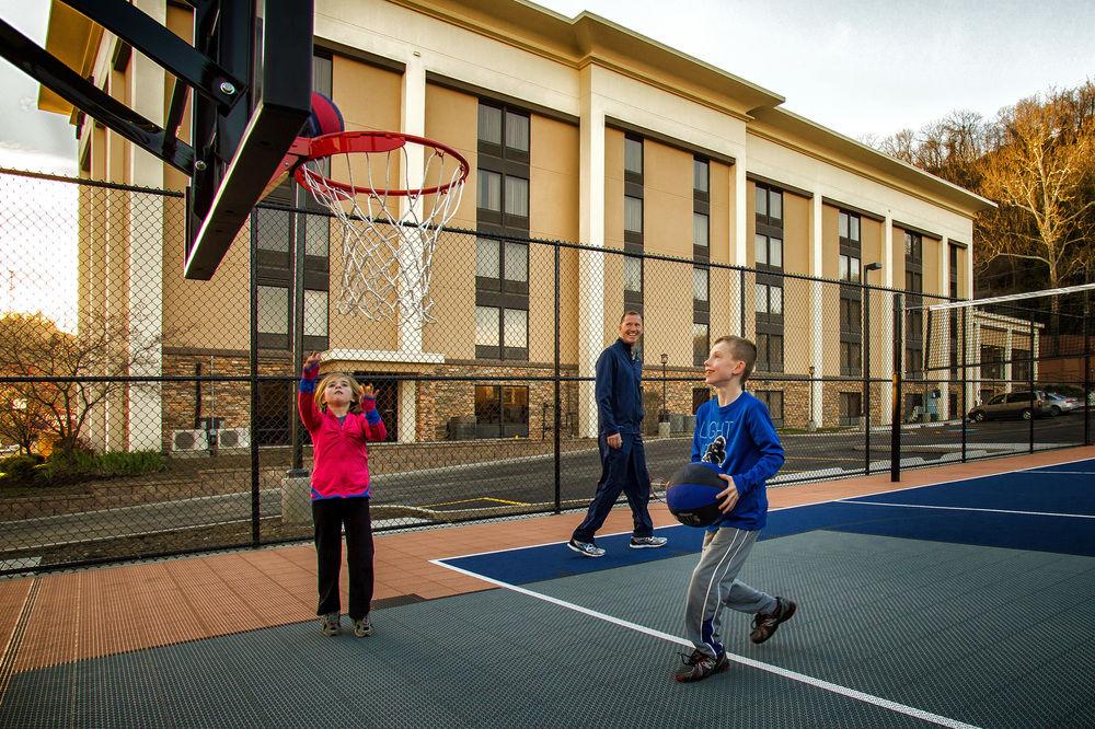 Hampton Inn Wheeling Εξωτερικό φωτογραφία