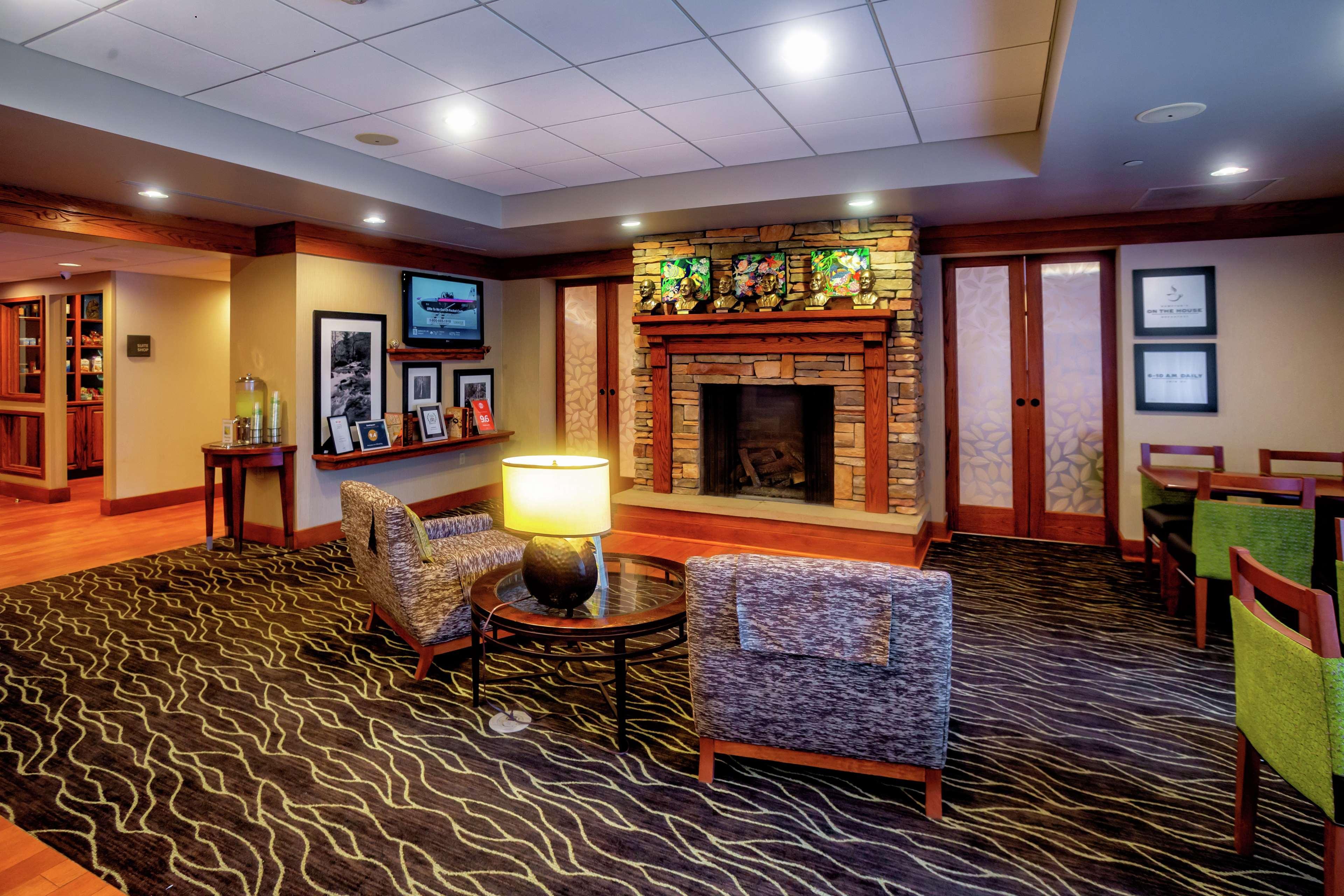 Hampton Inn Wheeling Εξωτερικό φωτογραφία